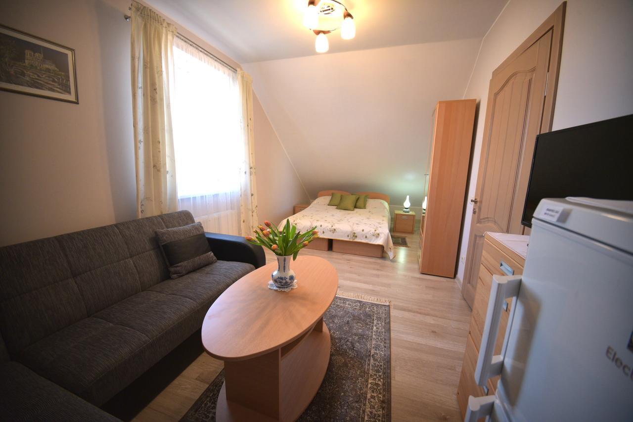 Ramybes Sala Hotel Паланга Екстериор снимка